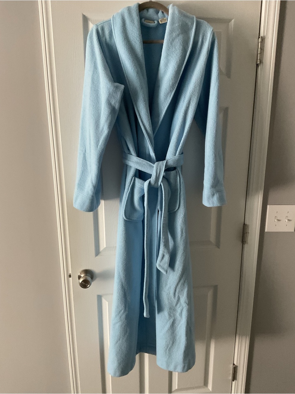 L.L.Bean Women's Light Blue Plush Robe